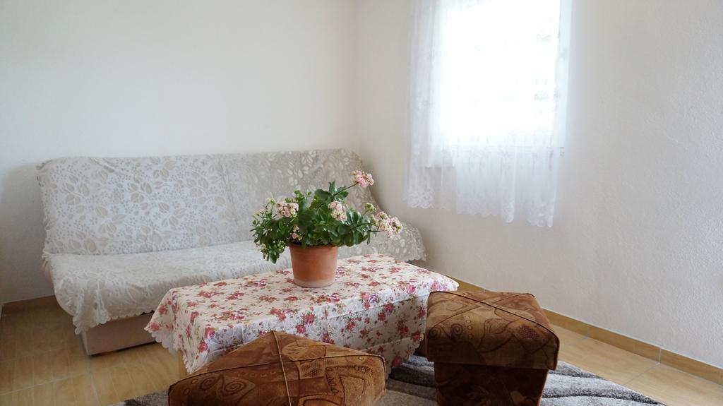 Apartments Red Rose 宁 外观 照片